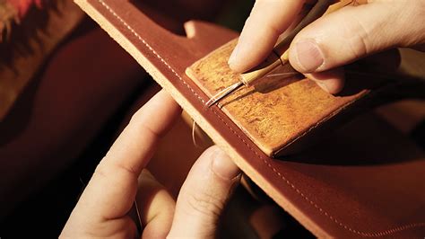 сшить подвеску hermes лошадь|Here's Every Loving Step That Goes Into Making a Hermès .